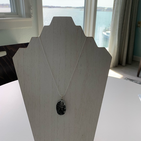 One of a kind broken china necklace - Picture 8 of 11